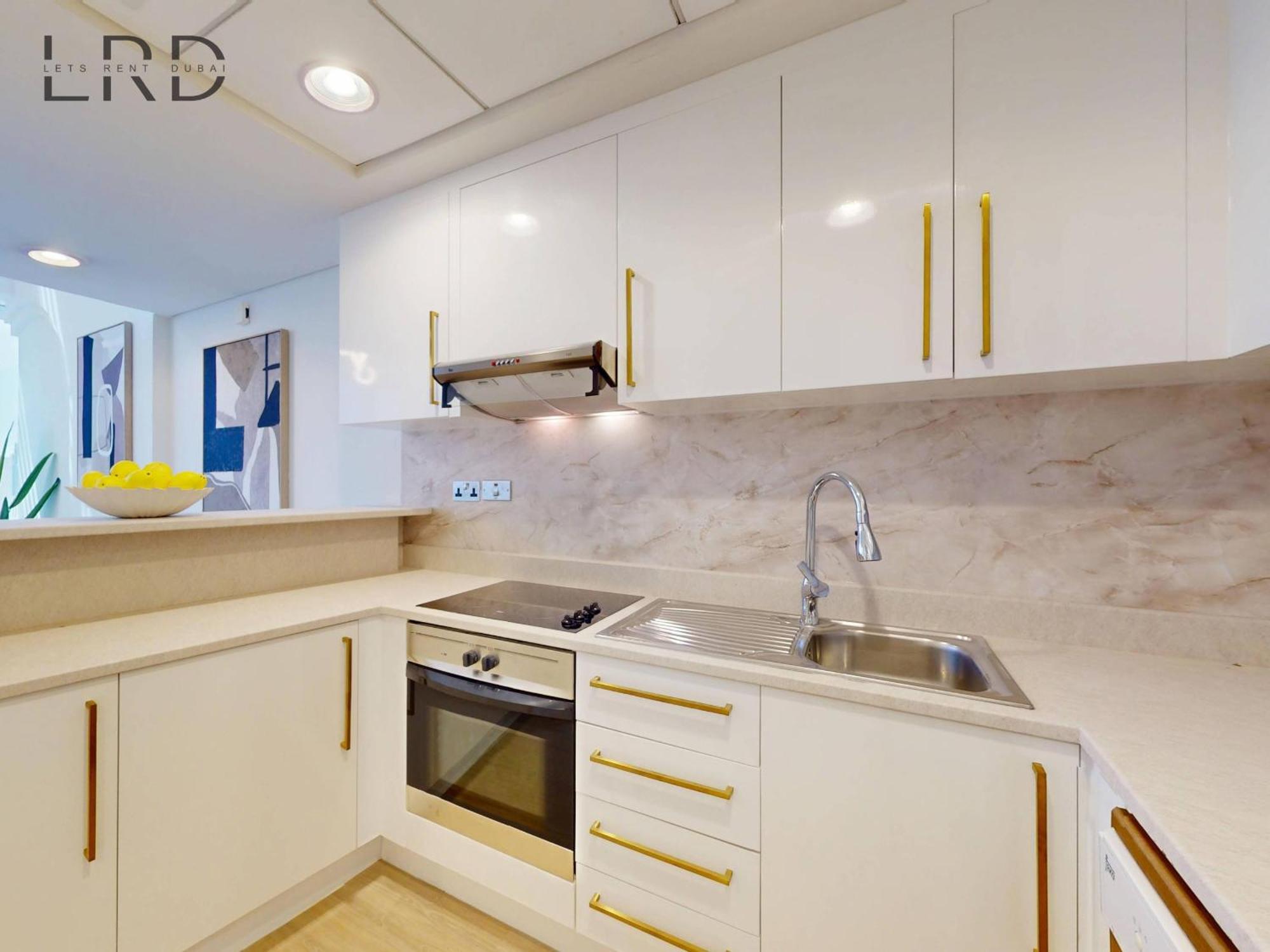 Chic And Modern 2br Duplex With View *